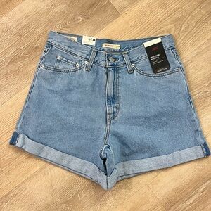 Levi's Light Blue Rolled Hem Mom Jean Shorts NEW WITH TAGS